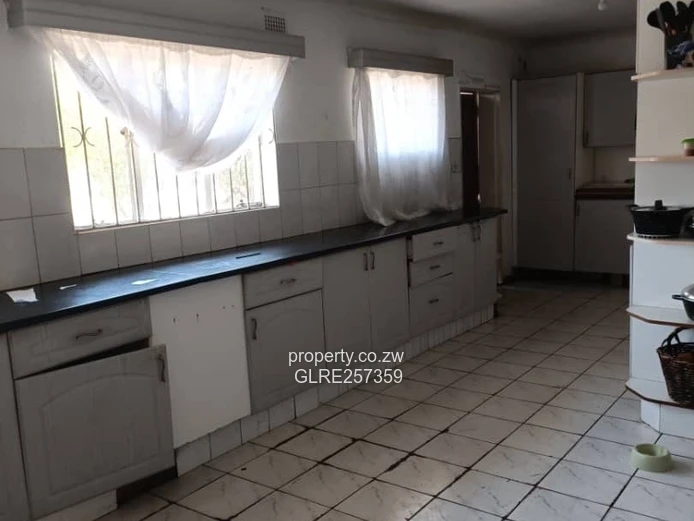 Brick 5-Bed Highlands Home with Large Garden & Borehole