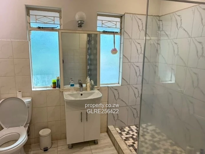 Spacious 4-Bed Emerald Hill Home with Lush Garden & Solar