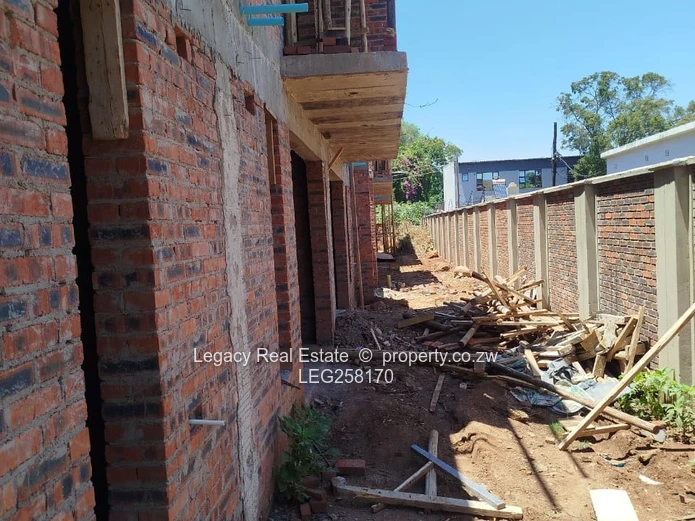 Under-Construction 2-Bed En-Suite Flats in Avondale