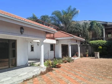 6 Bedroom House