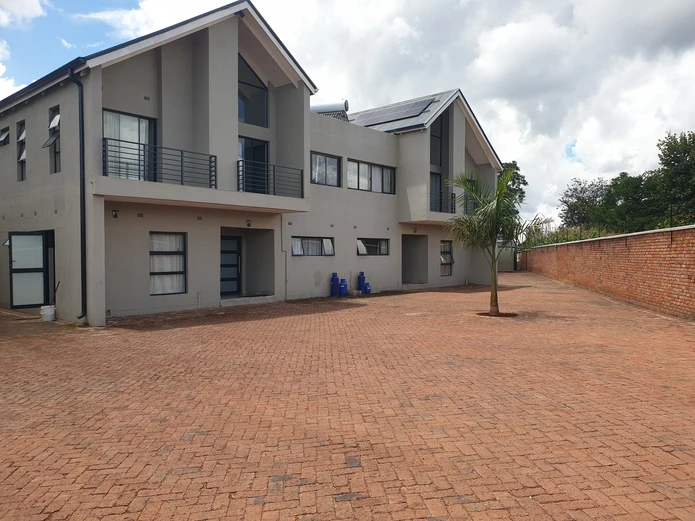 Quinnington townhouse to rent 