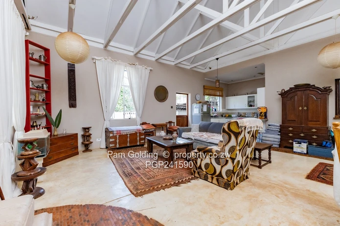 Classic Cape Dutch Architecture in Greendale North / Highlands