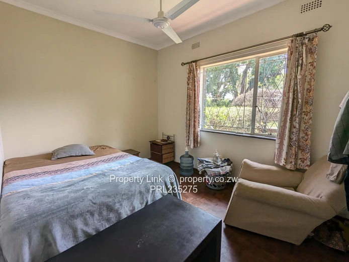 2-bed, 1-bath Garden Flat In Greystone Park