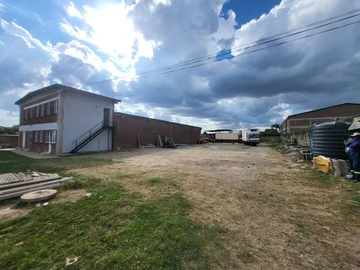 Warehouse & Factory