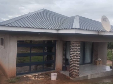 6-Roomed House for Sale in Kambuzuma