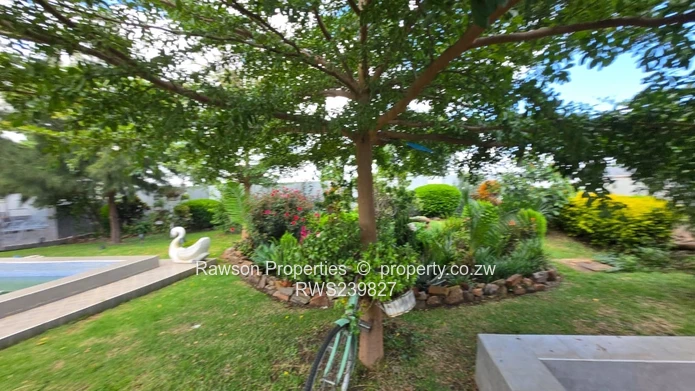 Spacious 5-Bedroom Family Haven in Secure, Modern Comfort