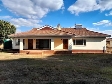 4 Bedroom Flat & Apartment