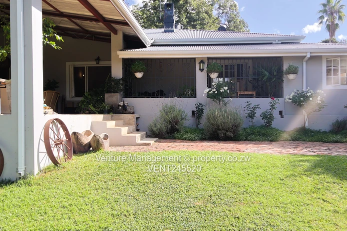 Elegant Estate Living on Expansive Grounds – Umwinsidale