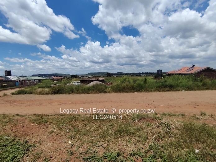 Corner Stand With 2 Semi-Detached 4 Bedroom Units In Glaudina