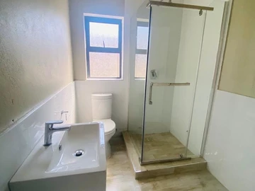 3 Bedroom Garden Flat