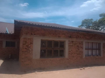 22 Bedroom House