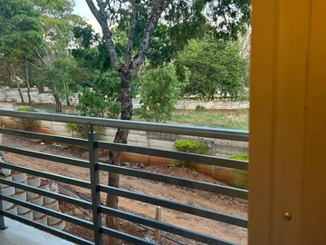 3 Bedroom Flat & Apartment