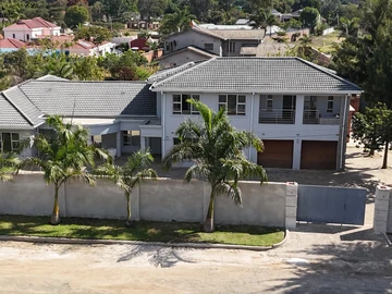 Spacious 400sqm Property for Let – Ideal for Family or Office