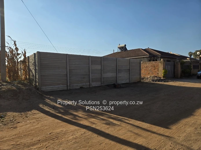 Glenview 7 Ext -  Stand for Sale