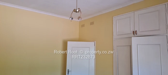 Family home in a serene neighbourhood 