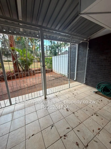 Avondale — 2-Bed Duplex Apartment On King George 