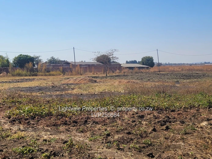 Sunlit 4,814m² Stand in Knowe – Tarred Roads & Water (Sole Mandate)