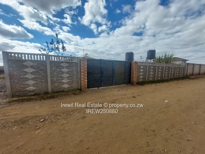 Sandton Park Phase 3 Fully Furnished 4 Bed (Sole Mandate)
