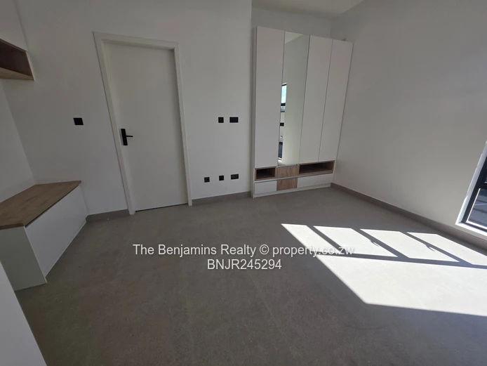 Two Bed Townhouse In Strathaven