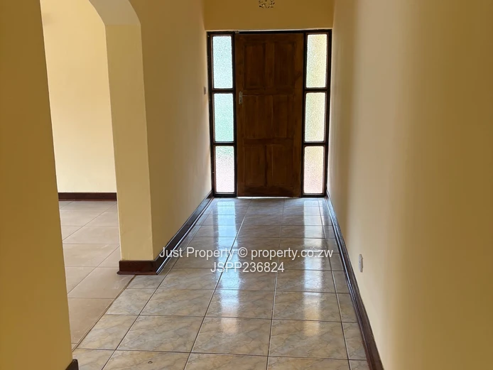 Neat Modern House To Rent