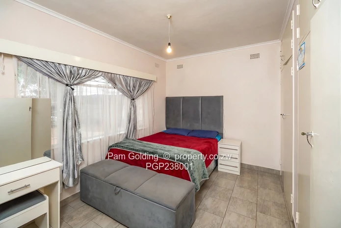 Perfect Starter Home in Cranborne (Sole Mandate)