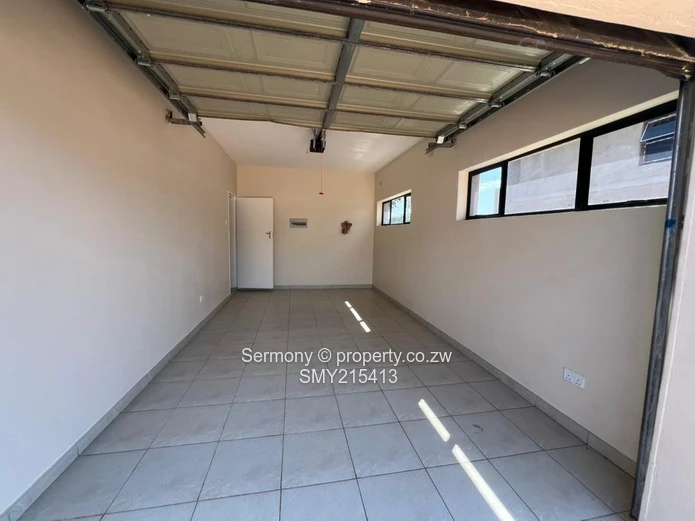 Luxurious 4-Bed Townhouse in Marlborough Up For Grabs 