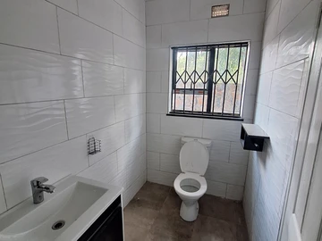 3 Bedroom Garden Flat