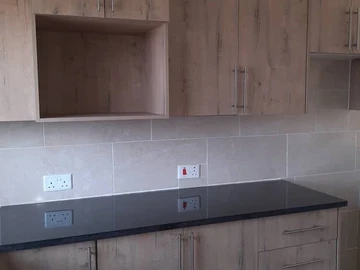 3 Bedroom Flat & Apartment