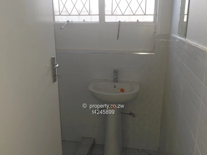 Belvedere neat 4 beds house for rent as offices