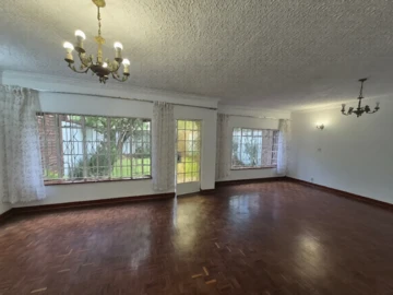 3 Bedroom Garden Flat