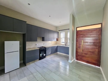 3 Bedroom Garden Flat