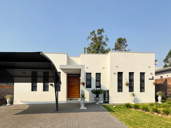 3 Bedroom Garden Flat