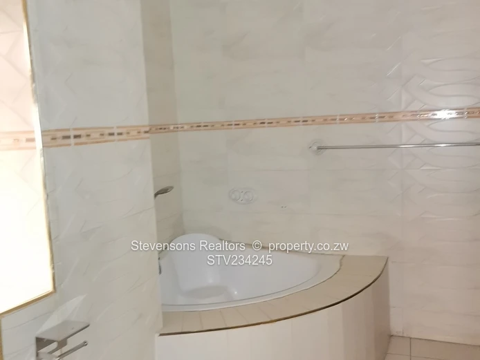 A luxurious 6 bedroomed house for sale in Shawasha Hills 