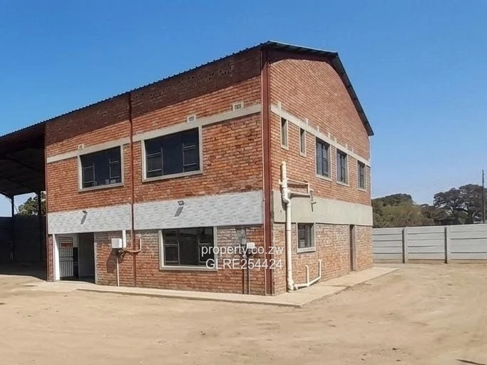 2,000 m² Workshop in Ardbennie — Borehole & Service Pit