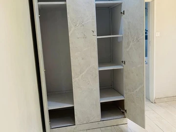 2 Bedroom Flat & Apartment
