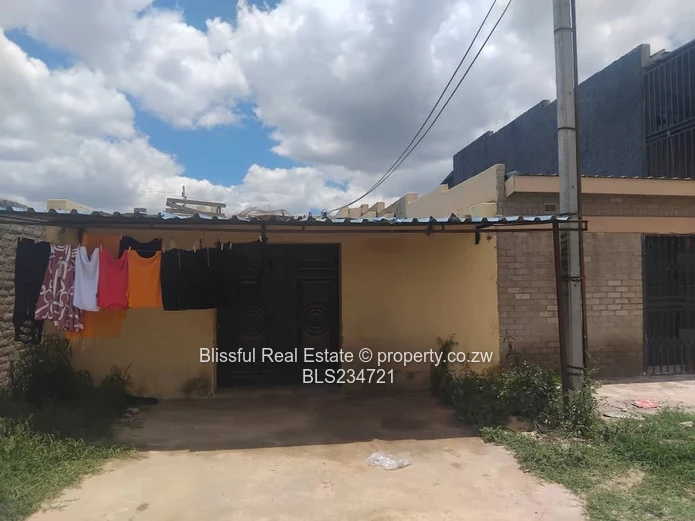 Ruwa Solomio Shop for Sale