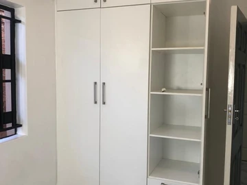 3 Bedroom Flat & Apartment