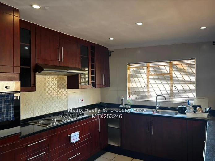 3 Bedroom Home with 2 Cottages for Sale in Bluffhill