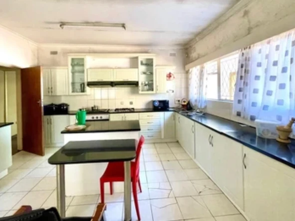 4 Bedroom House
