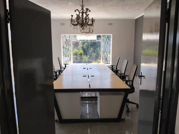 6 Bedroom House