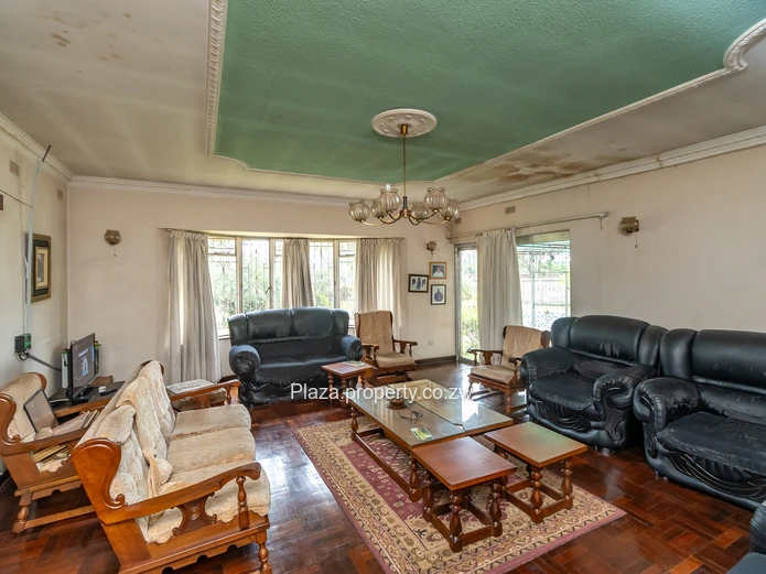 Prime Estate in Hatfield — Near St Patrick’s | Family Home, Cluster Development or Horticulture