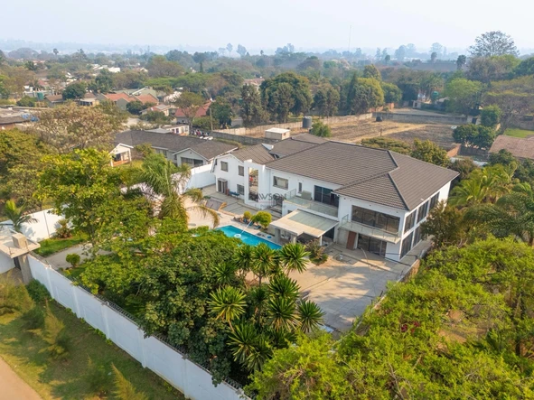 7 Bedroom House