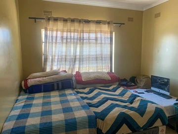 3 Bedroom Garden Flat