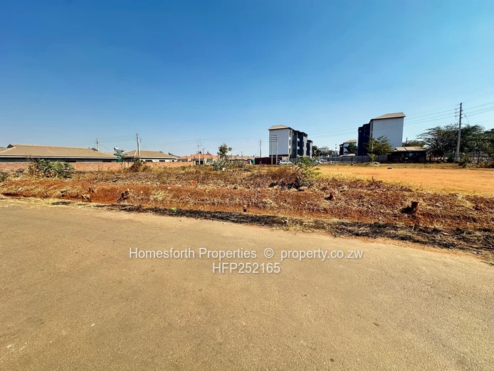 Prime commercial stand in Aspindale 