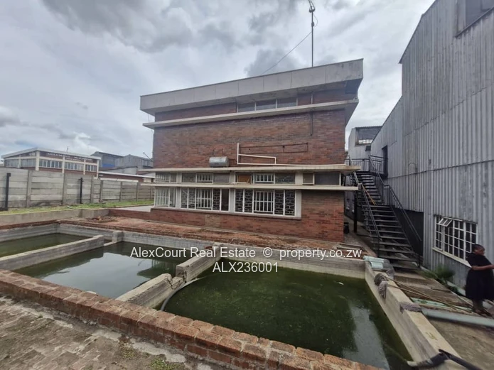 Smart Investment, Premium Location Commercial Property