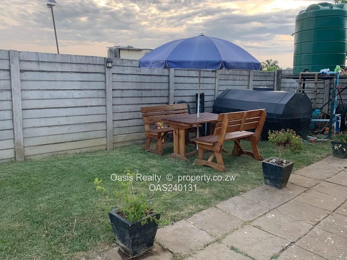 Semi-detached Garden Flat to Rent 