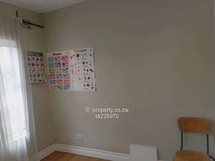 Queensdale spacious 3 bed cottage to Rent 