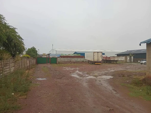 Commercial & Industrial Land