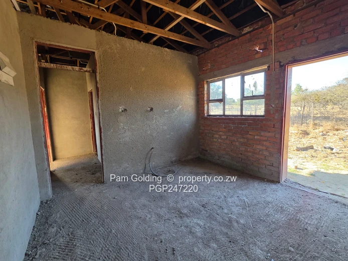 willsgrove lockview 1.414 hectares with a 4bedroomed unfinished house  (Sole Mandate)