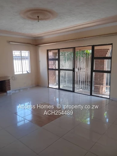 Zengeza 3 House for rent 